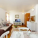 Lejlighed Villa Igrane