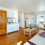 Villa Igrane Lejlighed