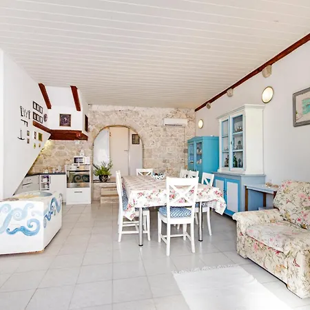 Villa Igrane 아파트 *