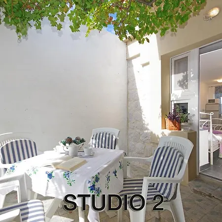 Villa Igrane Lägenhet *