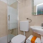 Villa Igrane アパート イグラネ