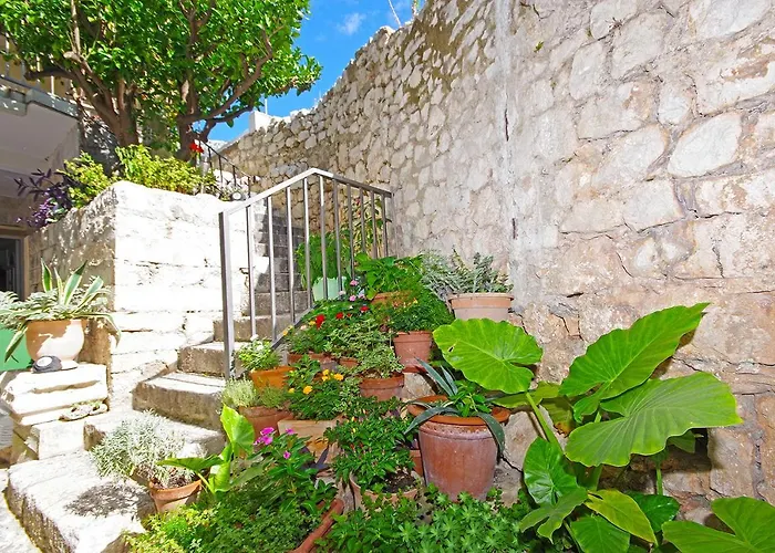 Villa Igrane شقة